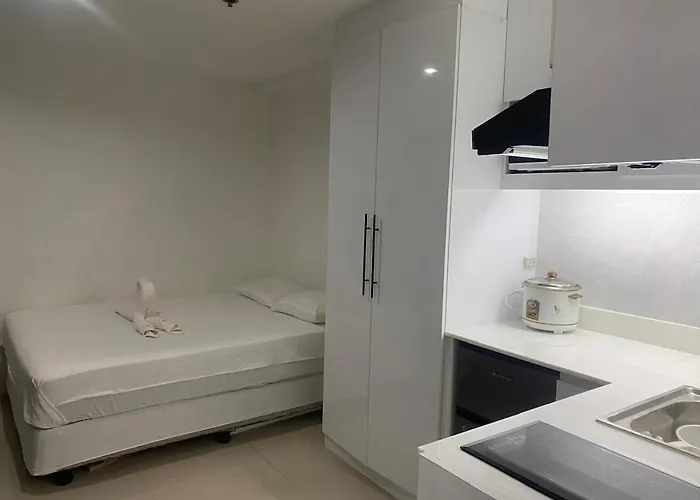 Cityscape Tower 2 In Midtown Apartment *